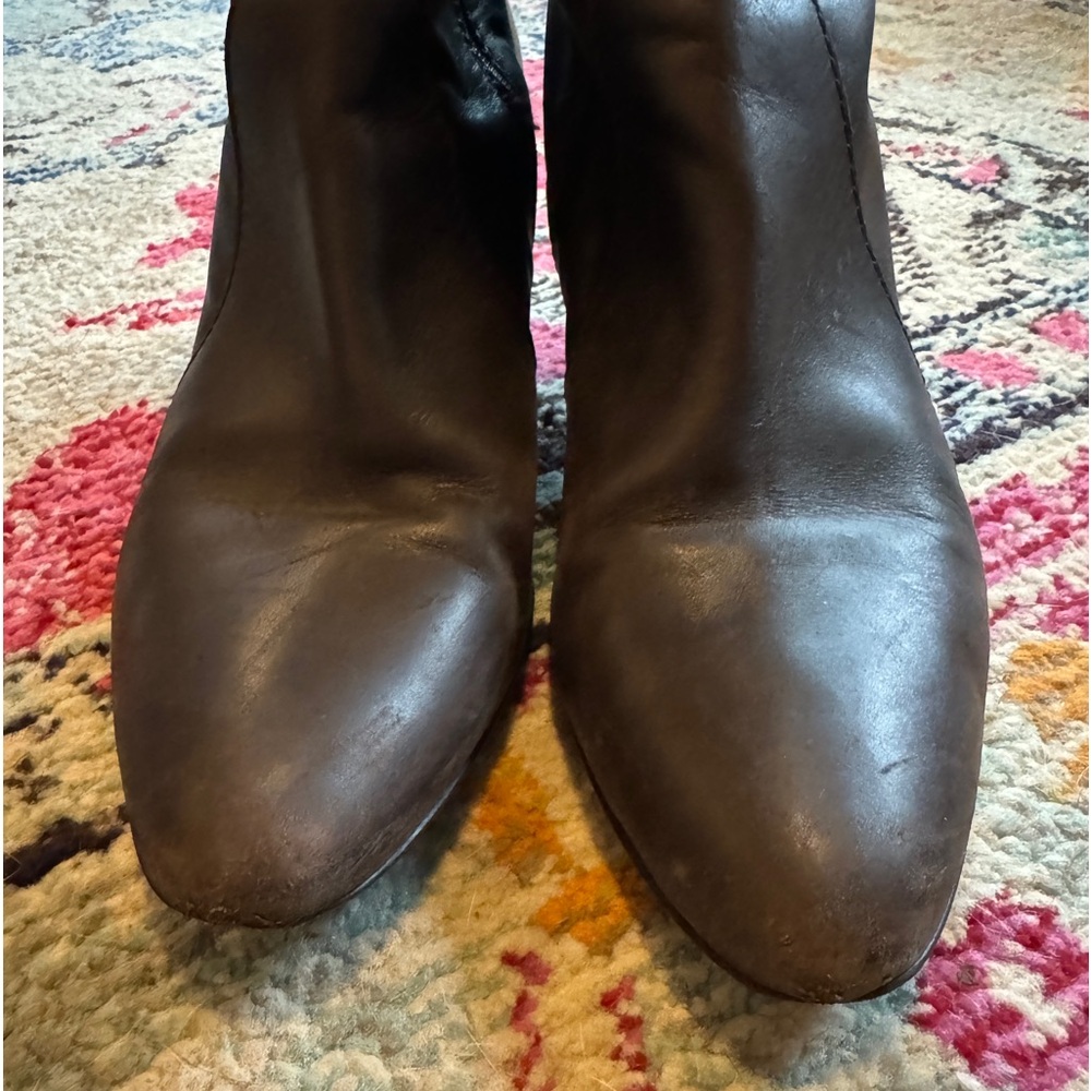 Kitten heel leather booties - Picture 9 of 9